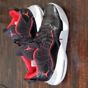 Mens Jordan basketball shoes